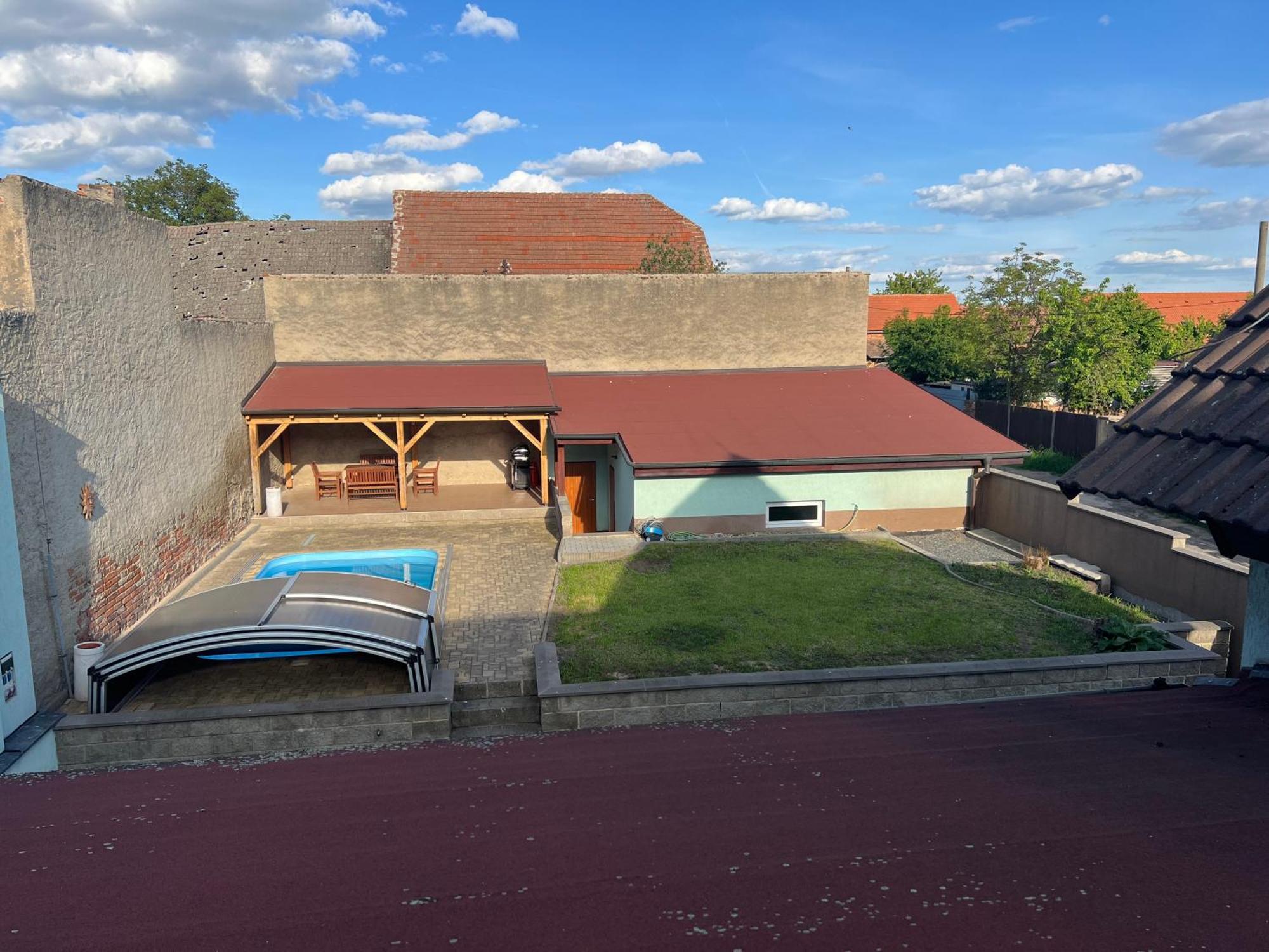 Apartament S Venkovnim Bazenem *